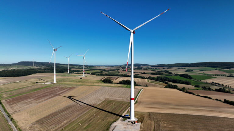 Windstrom per Direktleitung: Thyssenkrupp Hohenlimburg deckt 40 Prozent seines Strombedarfs