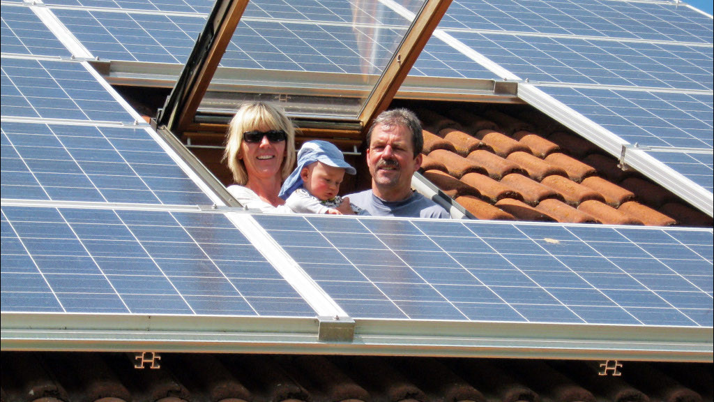 Energie, Wohnungs und Immobilienwirtschaft warnt vor Netzentgelt für Solarstromeinspeisung