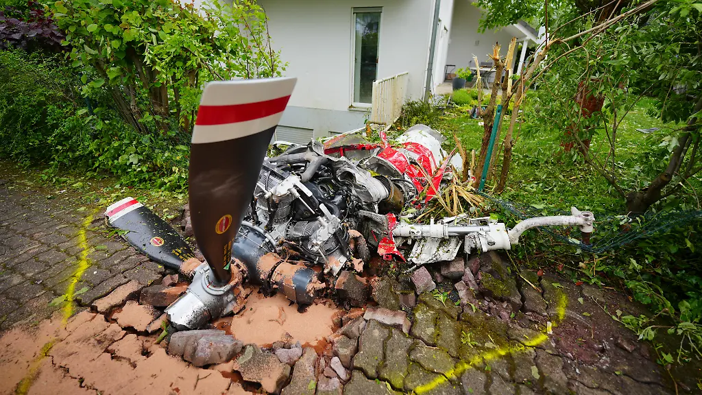 Absturz in Limburgerhof: Flugzeug zerbrach während des Flugs