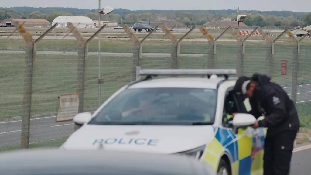 US Luftwaffe betreibt Stützpunkt: Festnahmen nach Zaundurchbruch an Militärbasis in Großbritannien