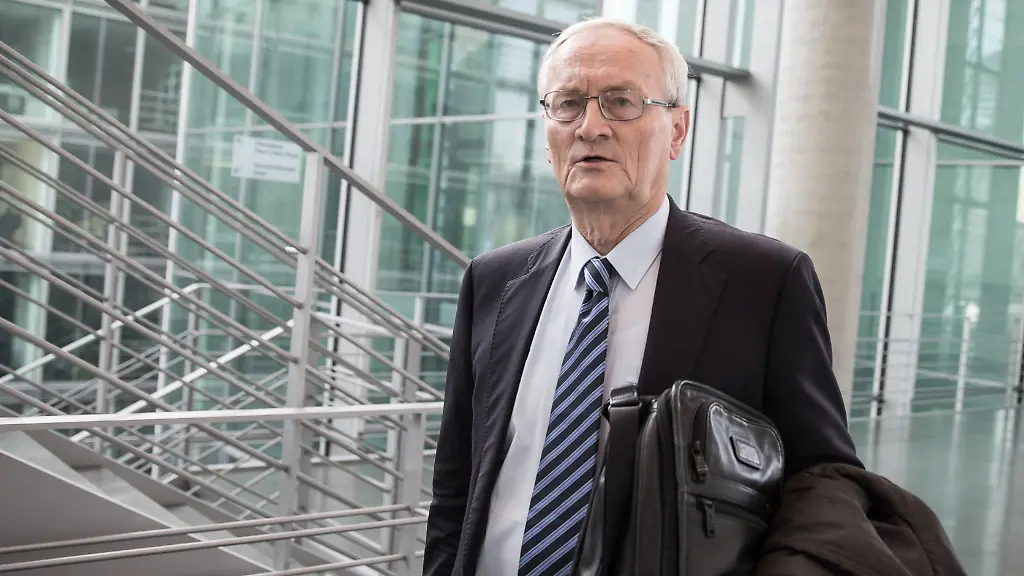 Ex BND Chef festgenommen: Das ist über den Fall August Hanning bekannt