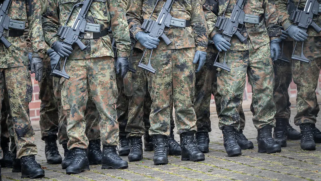 Verfassungswidrige Forderung: Berliner JU will Bundeswehr gegen Schüler einsetzen