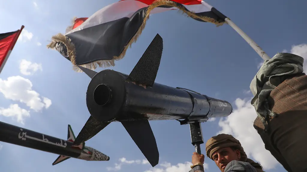 Raketen aus dem Jemen: Saudi-Arabien wehrt Huthi Angriffe ab