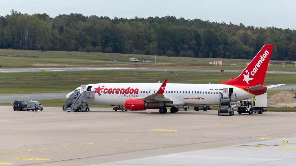 Airport Nürnberg stoppt Betrieb: Fehlalarm eines Passagierflugzeugs führt zu Einsatz von Eurofightern