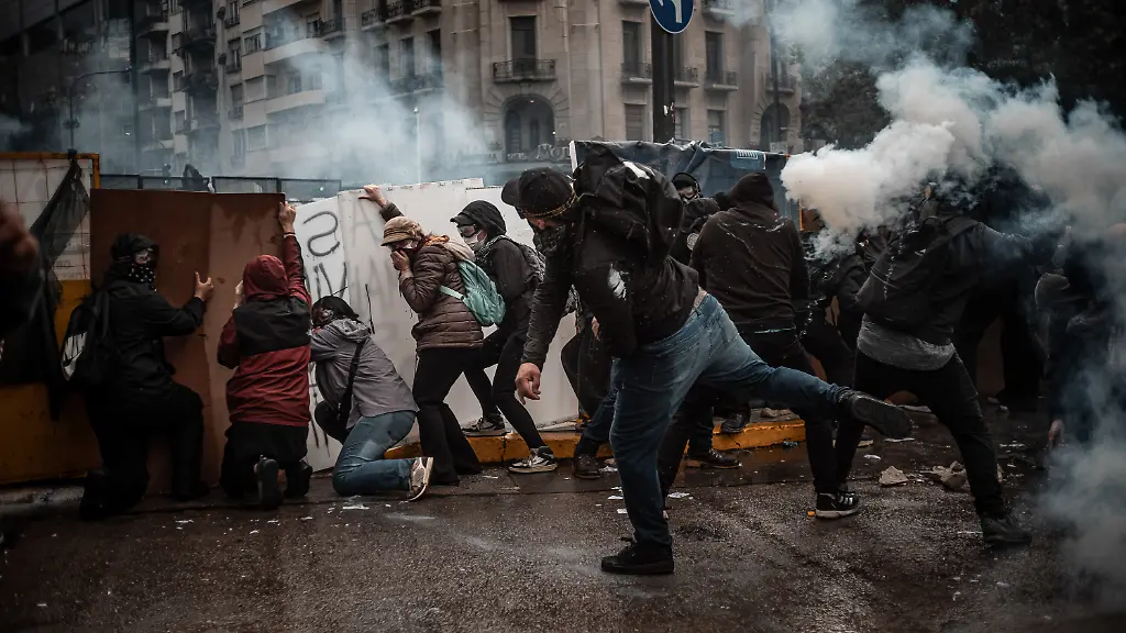 Von Frankreich bis Argentinien: Kampf gegen Sparpolitik, eine ganze Generation erhebt sich