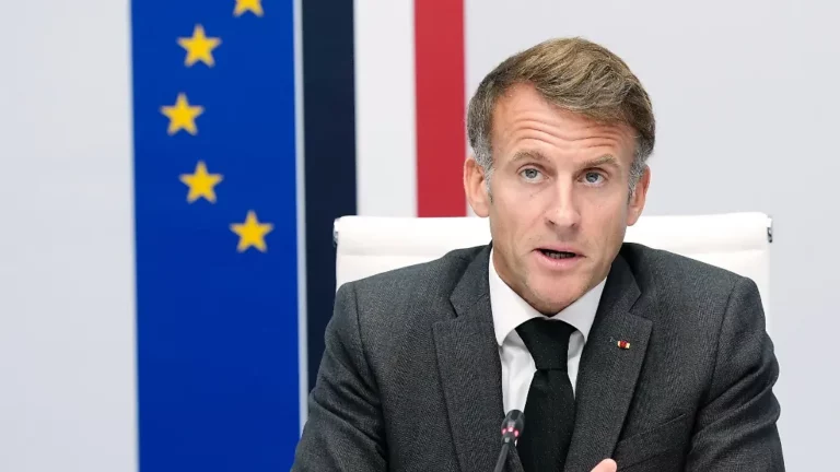 Proteste in Frankreich: Macron wirft ultralinken Gruppen Umsturzversuch vor