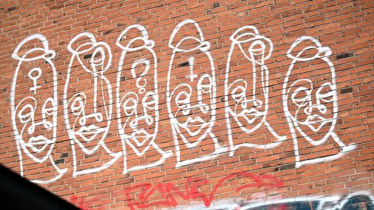 Was treibt Satisfied Guy an? Gesprayte Gesichter erobern Hamburgs Wände