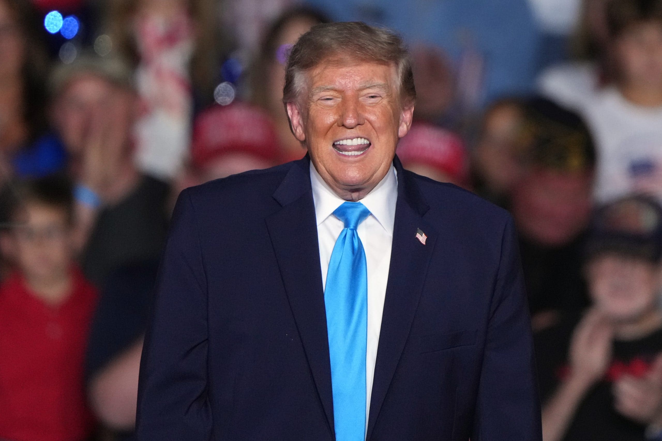 Trump greift durch: USA kippen zwei Krypto Regeln