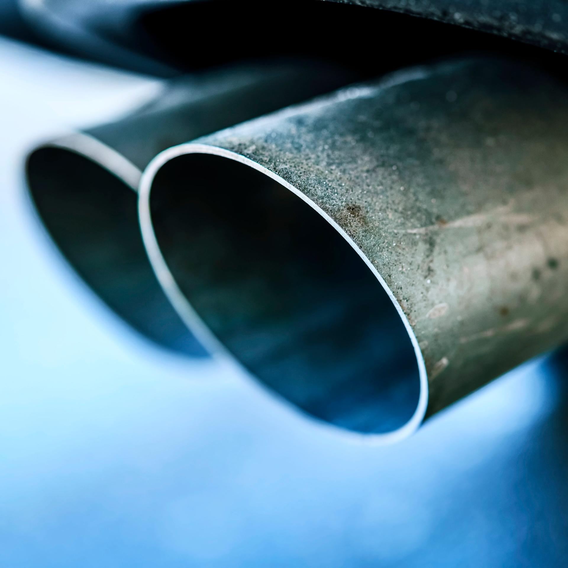 Autoexpertin kritisiert geplante Aufweichung des Verbots für Verbrennungsmotoren