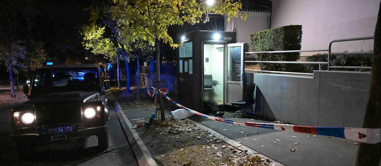 Serbien: Polizist vor israelischer Botschaft in Belgrad angegriffen