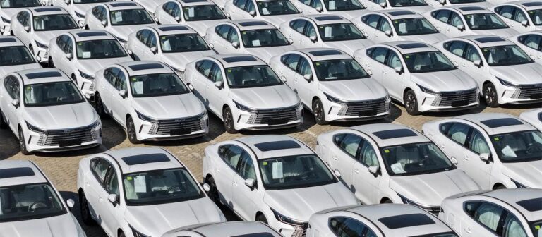 EU bremst Hybridimporte: Können deutsche Autobauer profitieren?