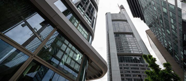 Commerzbank Übernahme: Was auf Beschäftigte und Mittelstand zukommt