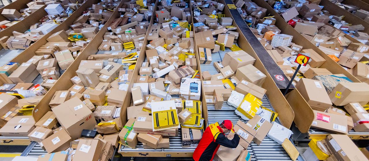 Paketversand und Retouren im Onlinehandel auf Rekordniveau