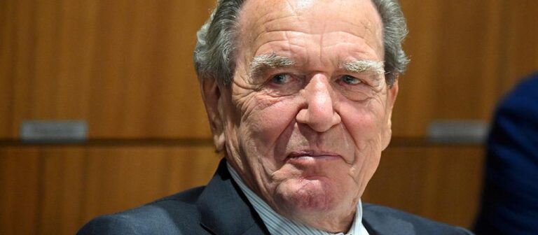 Altkanzler Schröder wird Aufsichtsrat bei der russischen Globus Gruppe