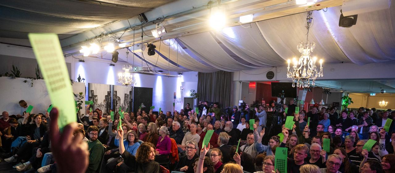 Berlin: Grüne und SPD stimmen für Koalitionsgespräche mit der Linken