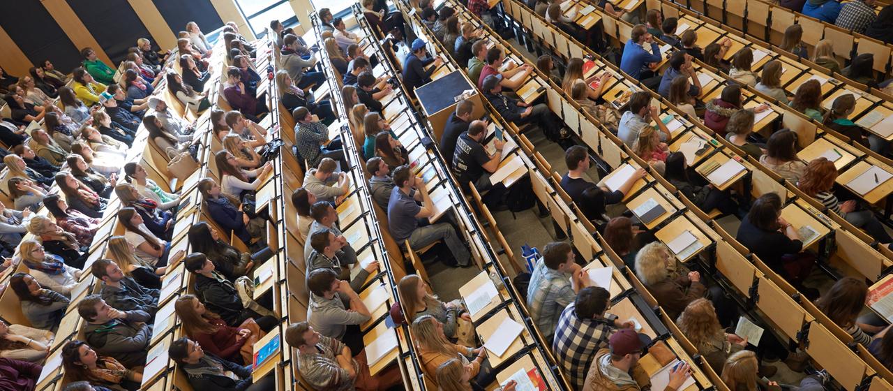 Warum ein Studium heute keine Jobgarantie mehr ist