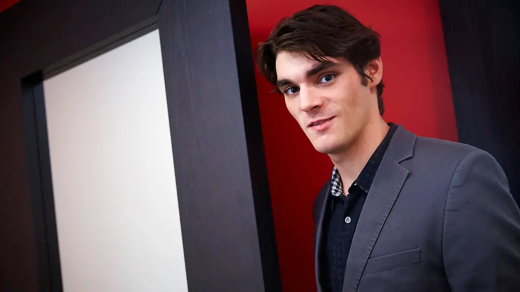 Berühmt als Walter Whites Sohn: Breaking Bad Darsteller RJ Mitte stirbt mit 34 Jahren