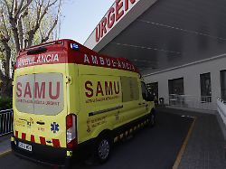 Kollision mit Pkw: Mehr als 80 Verletzte bei Busunfall in Barcelona