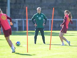Bei den DFB Frauen läuft es ganz anders als bei Klopp