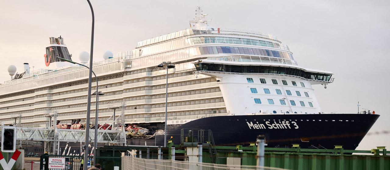 Kreuzfahrtschiff rammt Containerschiffe: Neue Sturmflutwarnung
