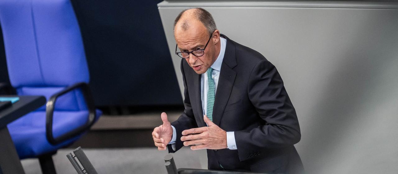 Kanzler setzt auf gute Regierungsarbeit gegen Extremismus