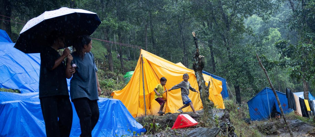 Gefahren nach der Flutkatastrophe für Überlebende in Nepal