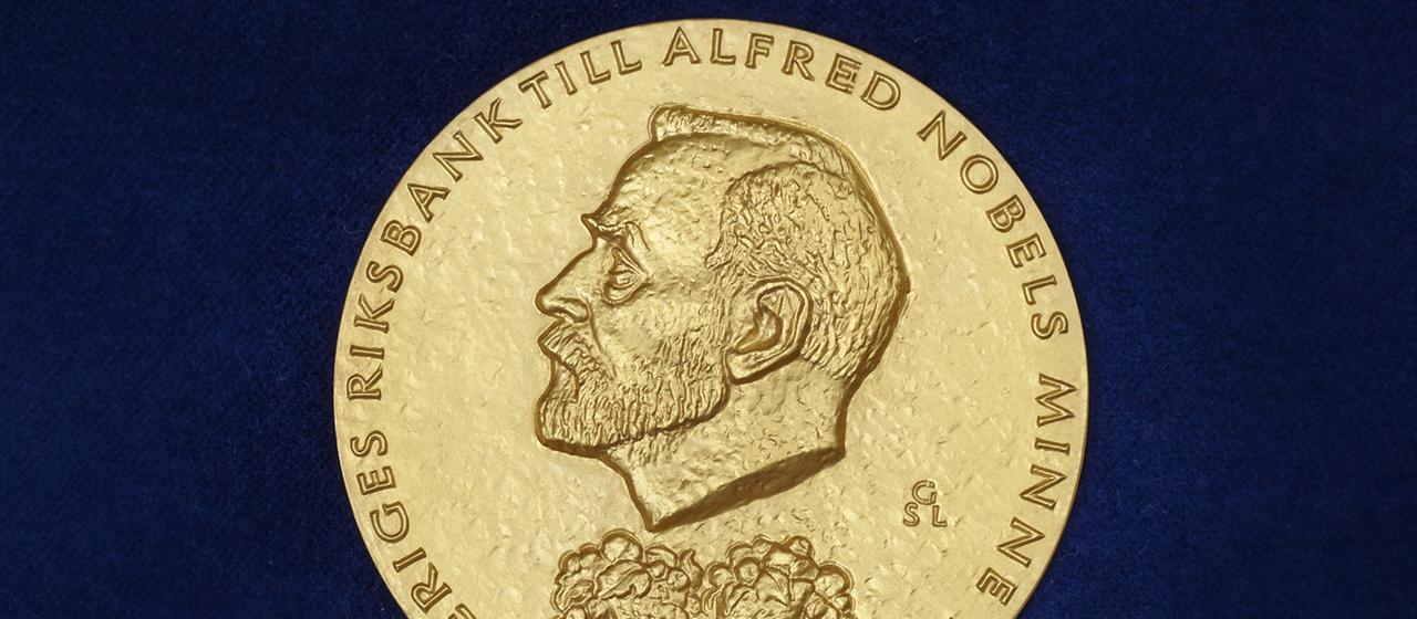 Nobelpreis für Wirtschaftswissenschaften für die US Ökonomen Hall und Woodford