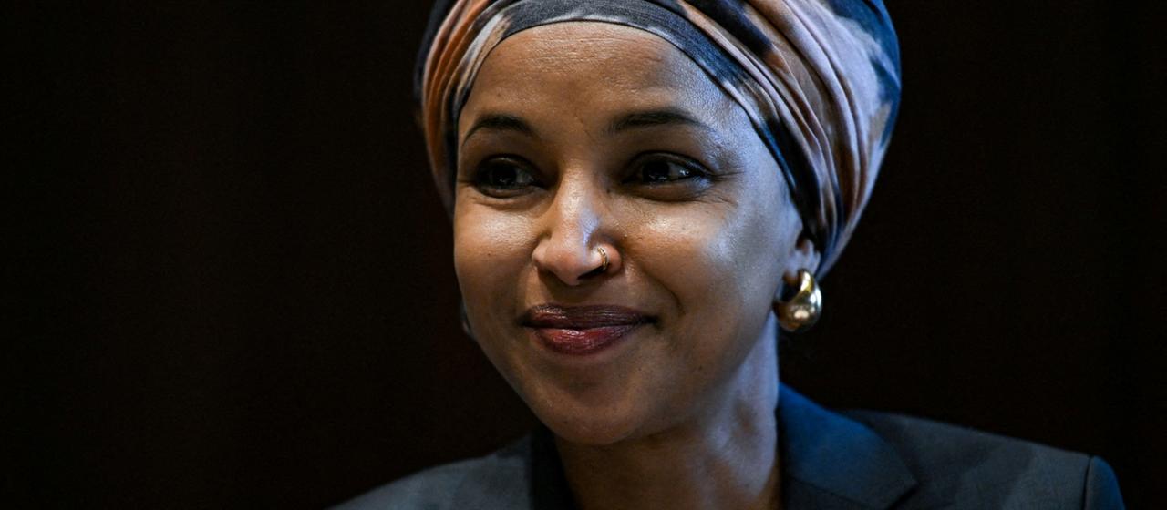 Kurz vor den Zwischenwahlen: Durchsuchung bei Trump Kritikerin Omar