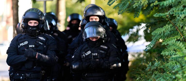 Polizei und Behörden beobachten Demo Aufrufe für den 31. Oktober