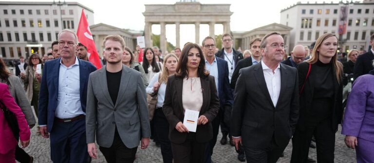 SPD Bundesspitze fordert von der CDU Aufklärung zu Sachsen-Anhalt