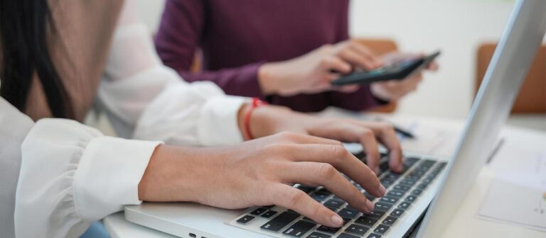 Wie Start ups in Deutschland trotz Hürden Erfolg haben können