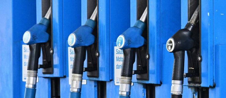 Was Autofahrer zum Start des neuen Tankrabatts wissen müssen